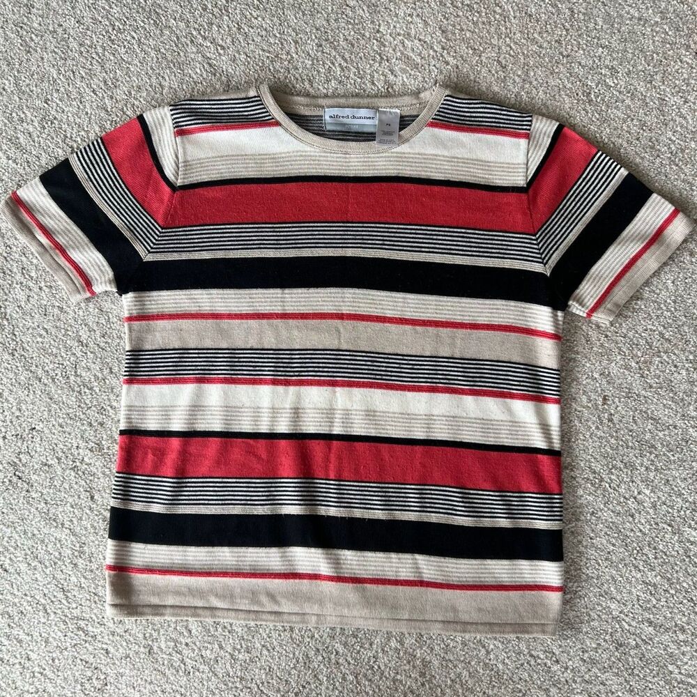 NWOT Alfred Dunner Small Shirt